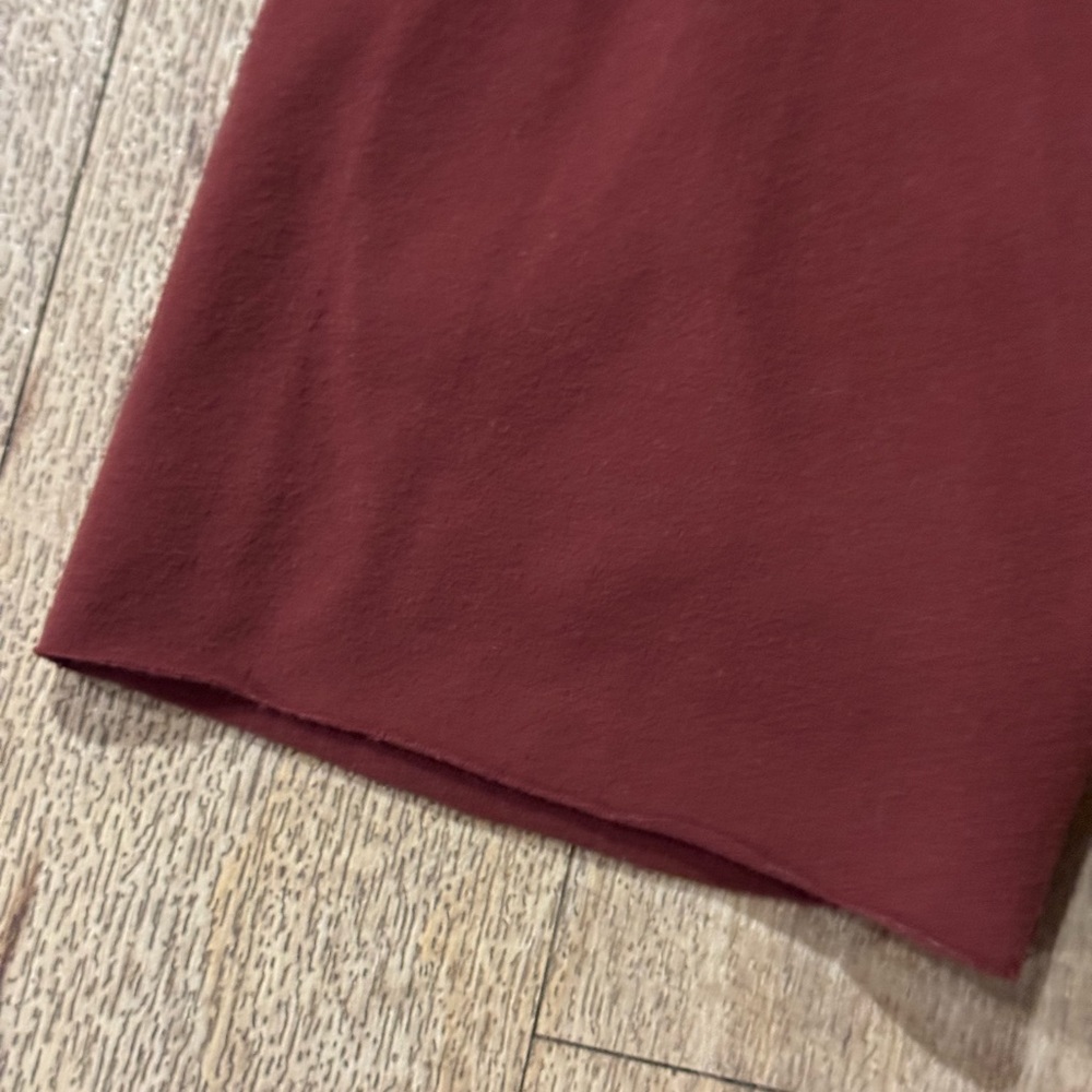 Beyond Yoga Maroon Biker Shorts Size Medium READ - Picture 3 of 4